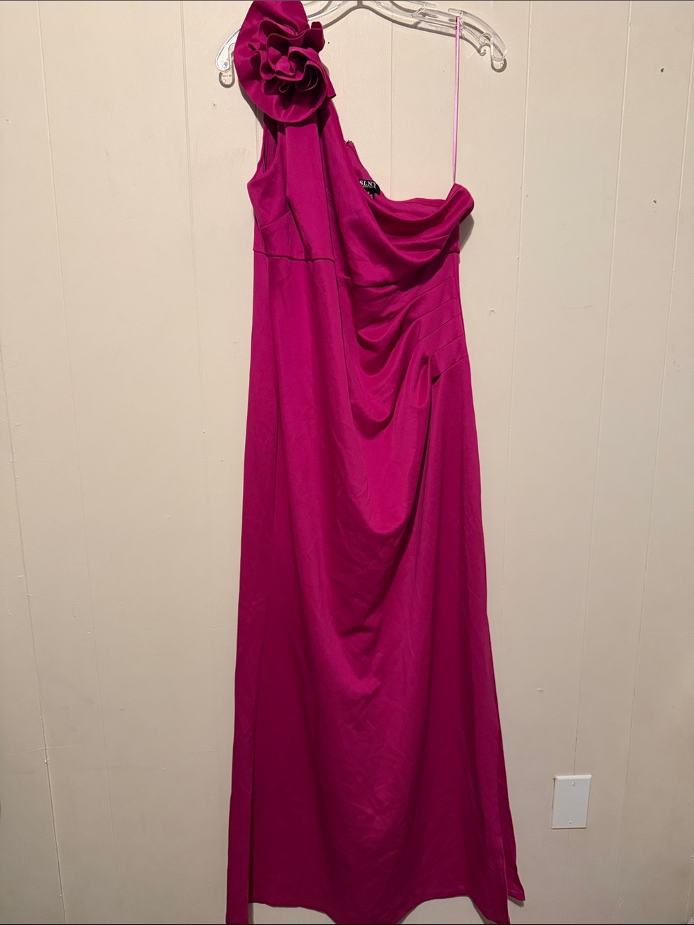 SLNY One-Shoulder Magenta Evening Gown with Floral Accent